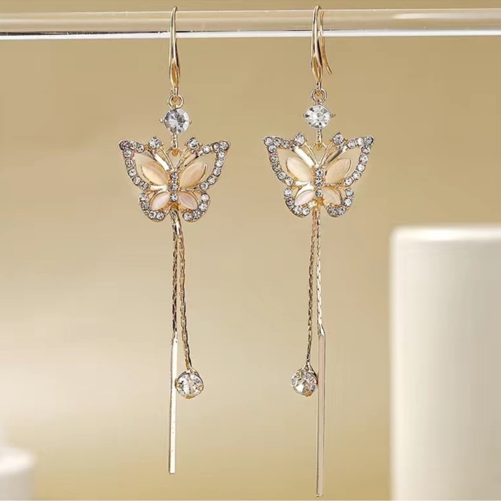 Rhinestone Butterfly Tassel Drop Earrings